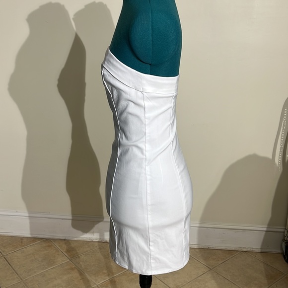 NWT: Glassons strapless, white, mini bodycon - Picture 4 of 12